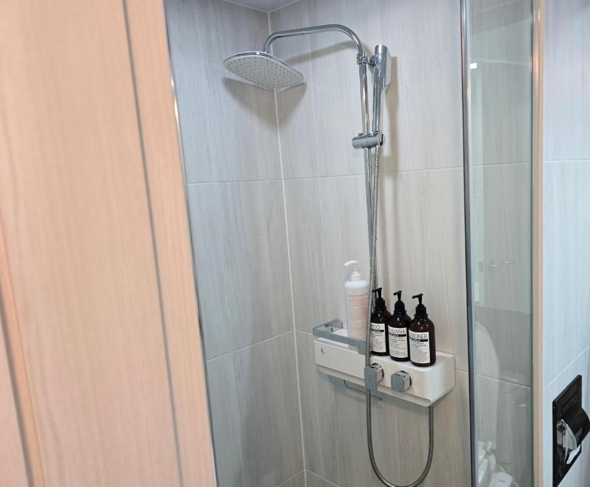 Dongseongro Dsr&U Hotel Room แทกู ภายนอก รูปภาพ