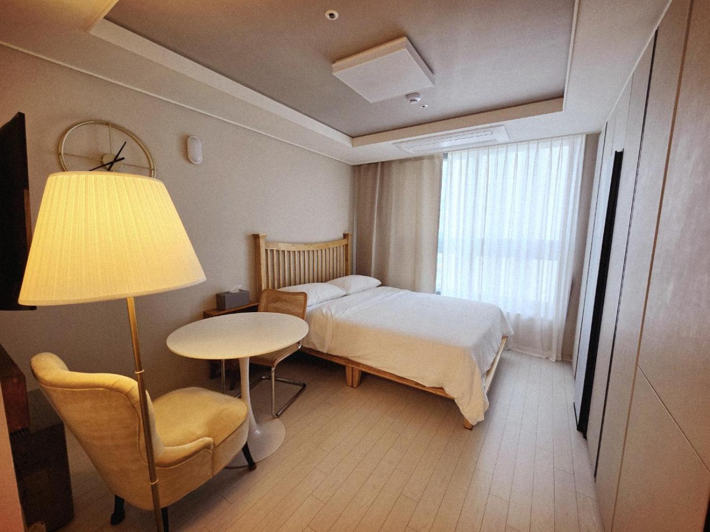 Dongseongro Dsr&U Hotel Room แทกู ภายนอก รูปภาพ
