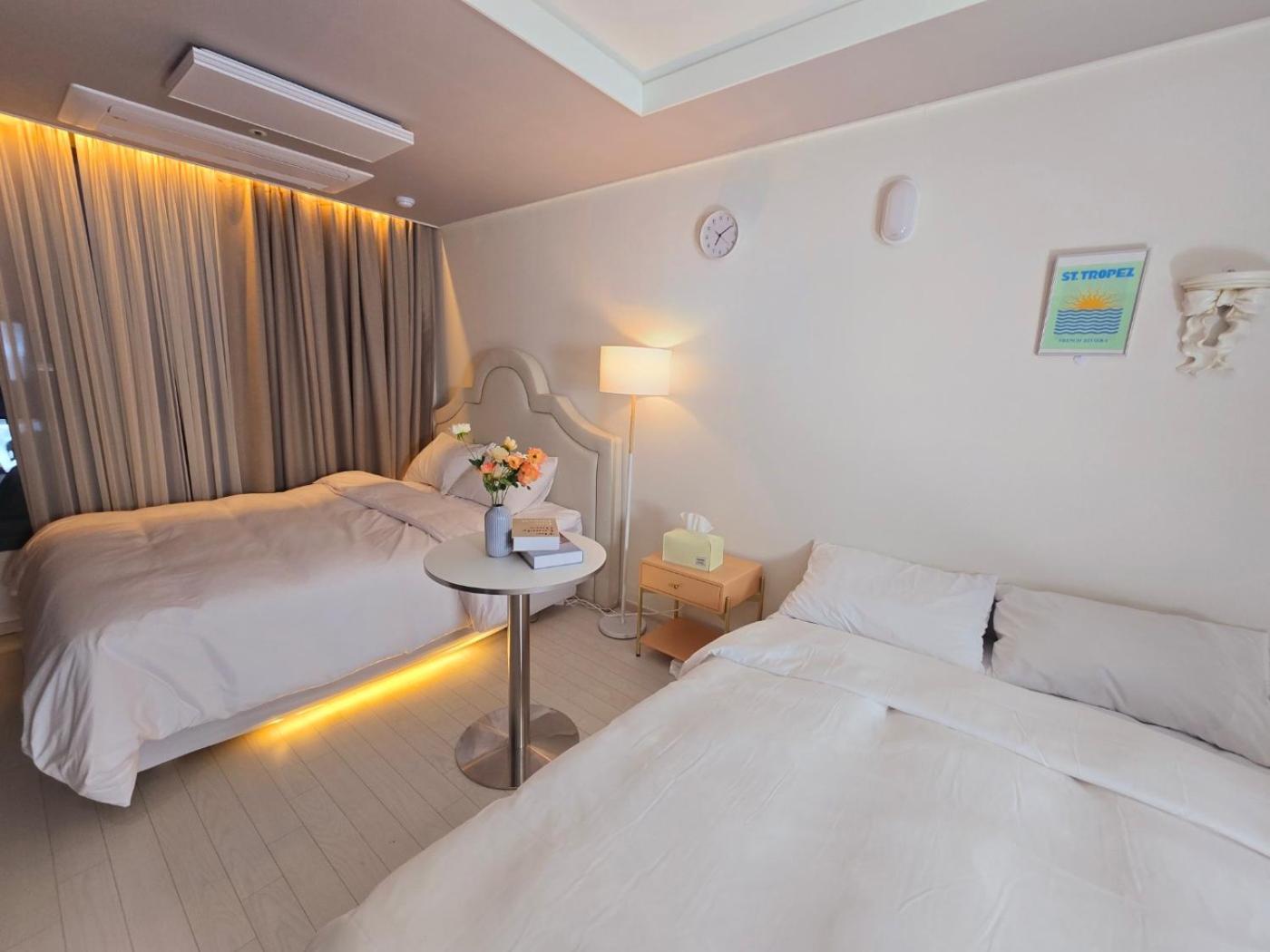 Dongseongro Dsr&U Hotel Room แทกู ภายนอก รูปภาพ